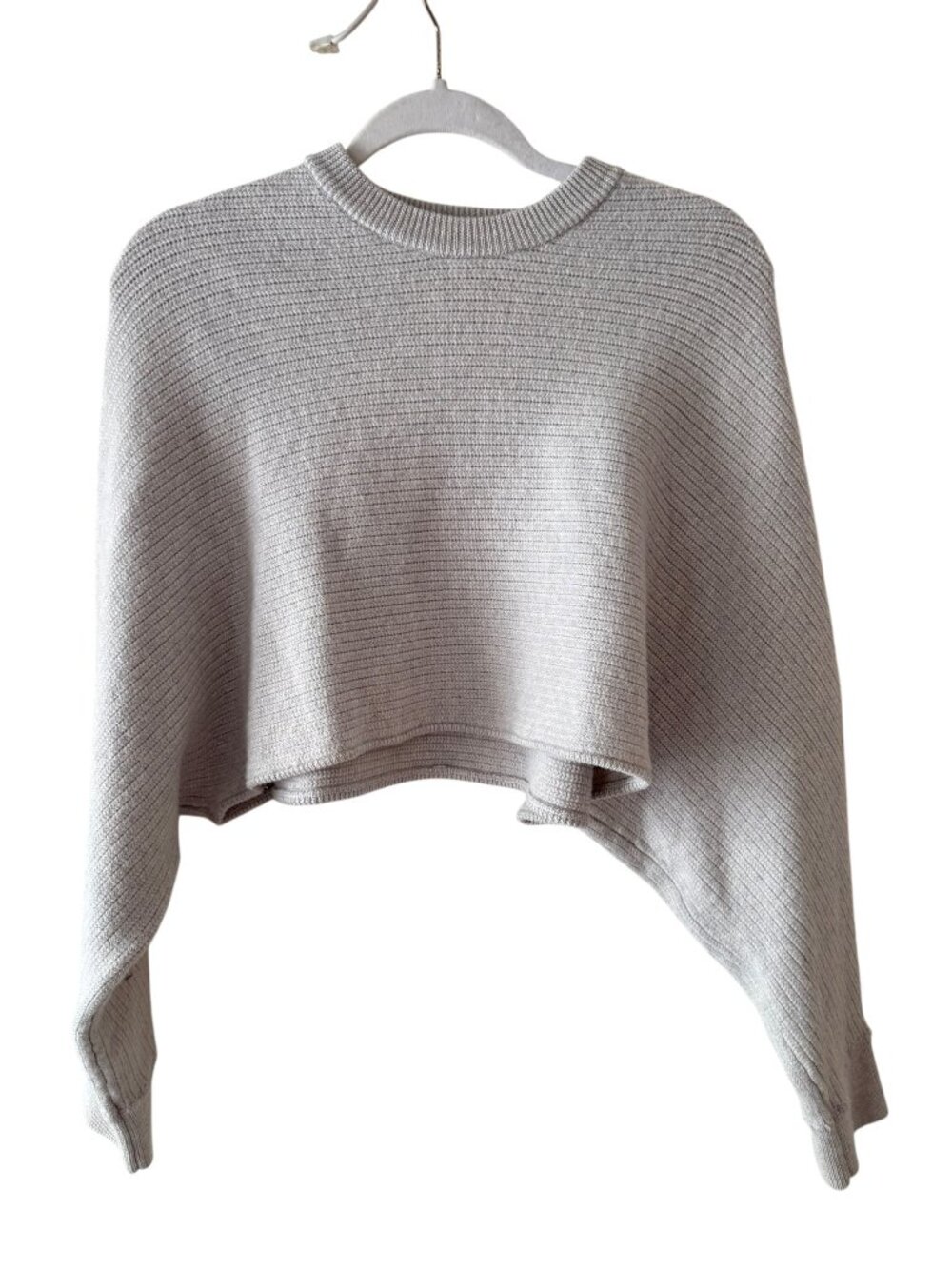 Aritzia Wilfred Free Lolan Cropped Sweater